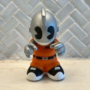 Kidrobot Bots Mini Series 3/80 KidRobber - Bank Robber - Dept. of Corruption GC